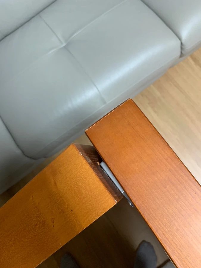 흔들리거나 손상된 부위 사진